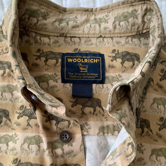 Woolrich Men’s Moose print button down - Picture 2 of 5